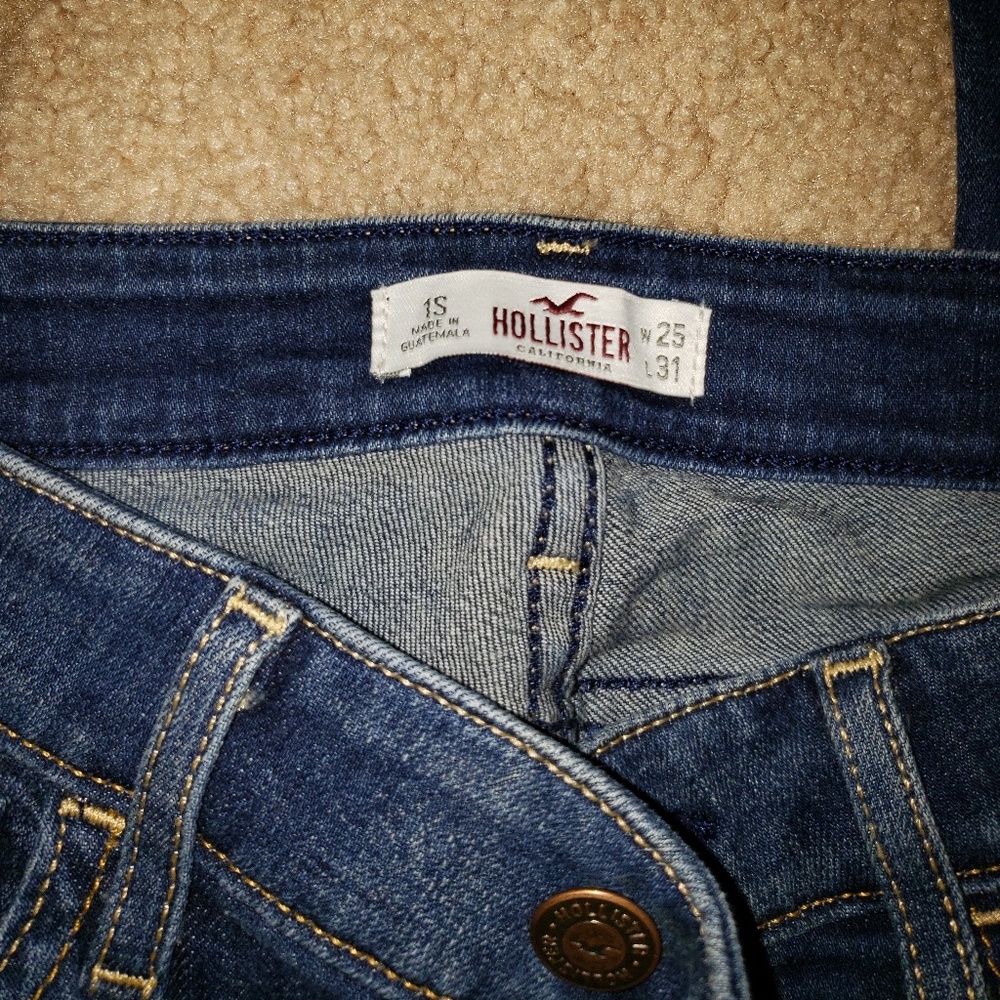 🔥2 for $35🔥NWOT Hollister Jeans - Picture 2 of 3